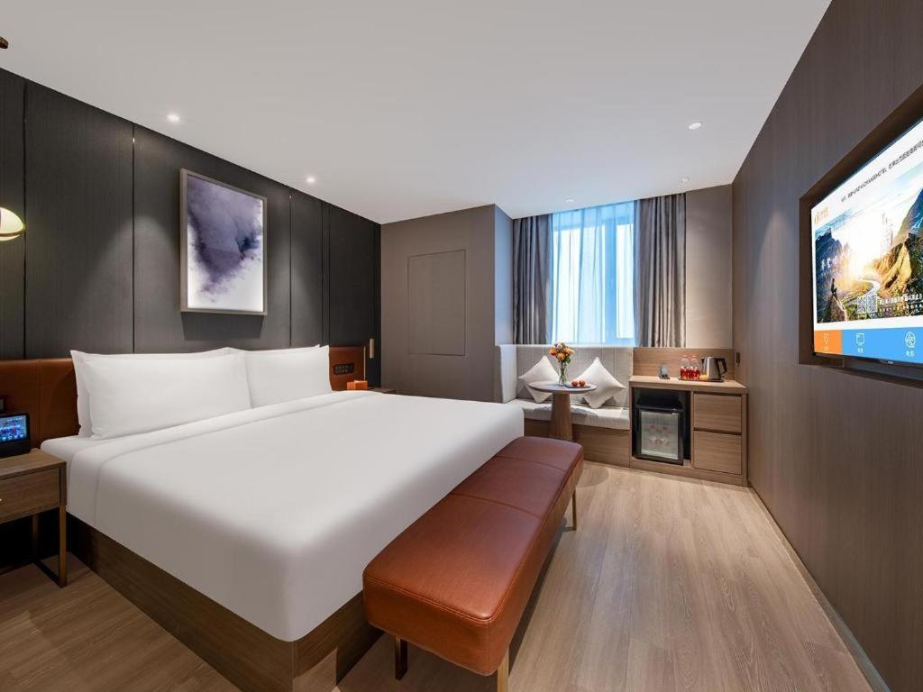 Ji Hotel Shanghai Hongqiao Gubei Fortune Center Exterior photo