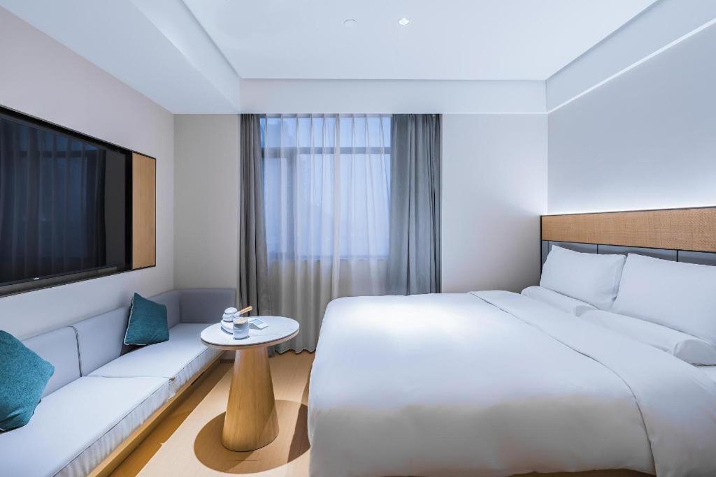 Ji Hotel Shanghai Hongqiao Gubei Fortune Center Exterior photo